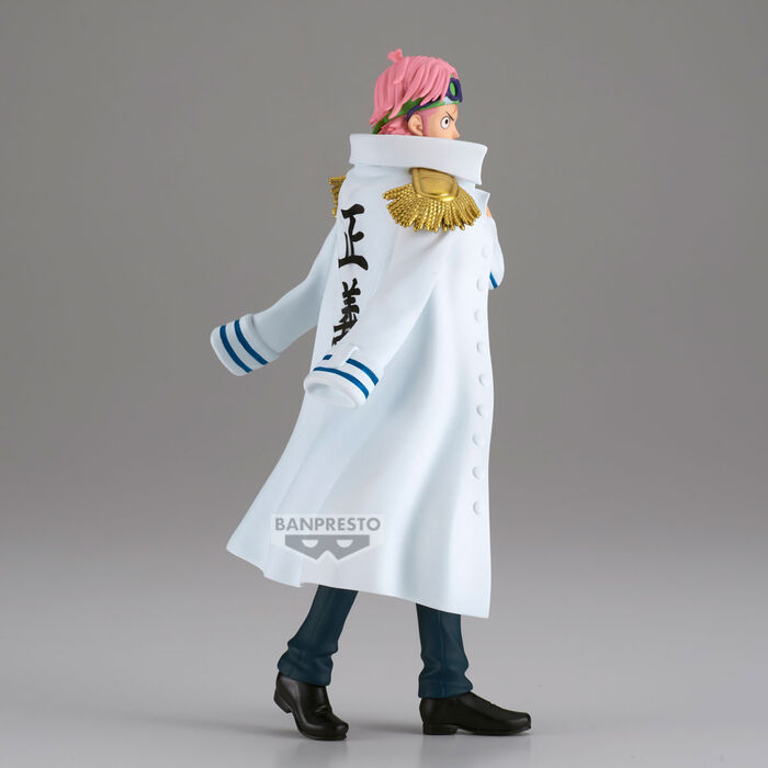 Figura de Koby de One Piece con abrigo blanco y gafas verdes - 3