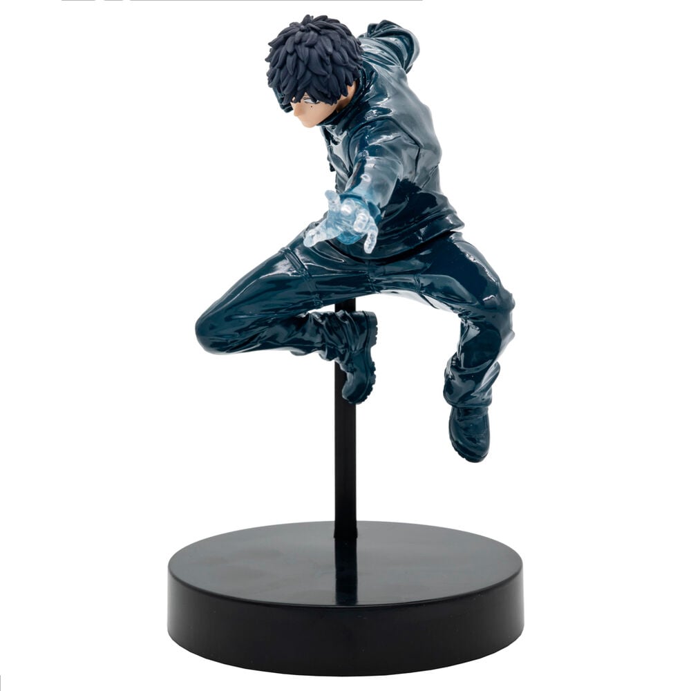 Figura de Natsuki Seba de Sakamoto Days en pose dinámica sobre base negra