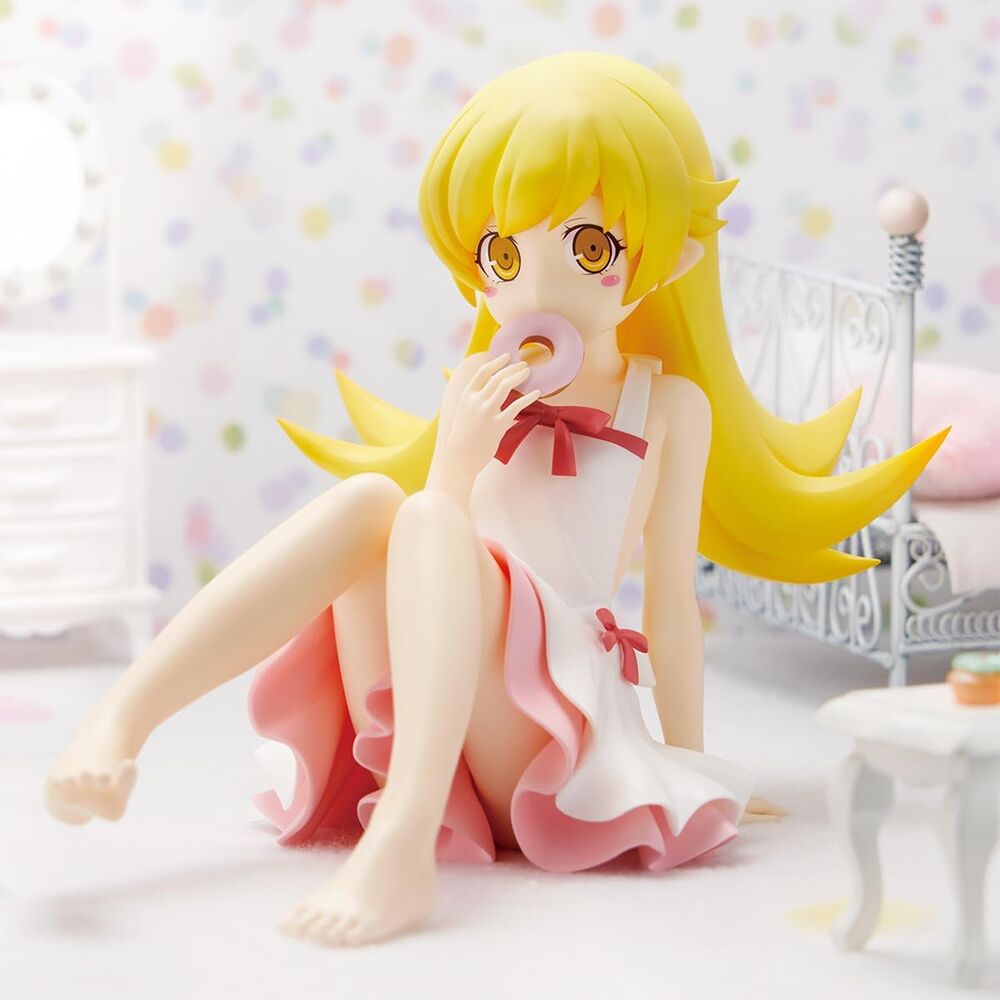 Figura de Shinobu Oshino Relax Time sentada con vestido blanco y rosa - 6