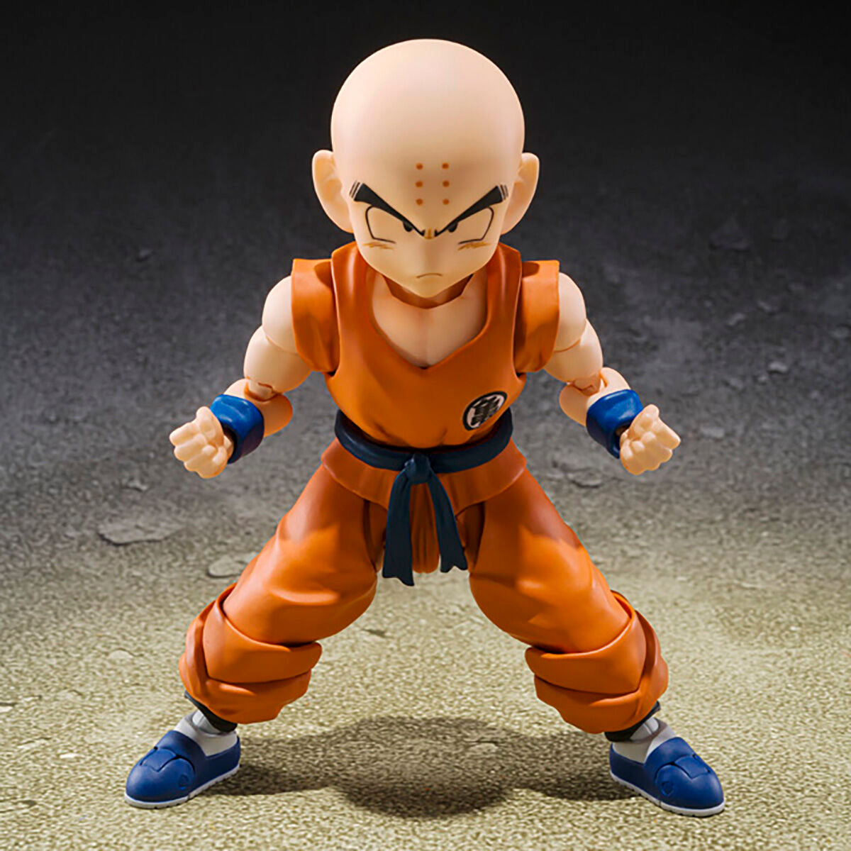 Figura articulada S.H.Figuarts de Krillin con uniforme naranja