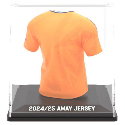Figura mini de camiseta naranja del Real Madrid en estuche - 4