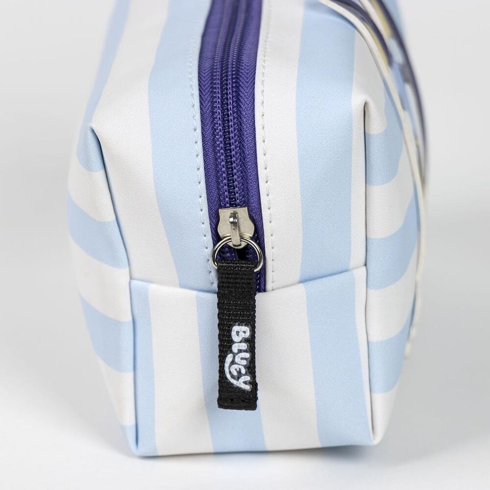 Neceser Bluey CERDÁ azul y blanco con cremallera - 3