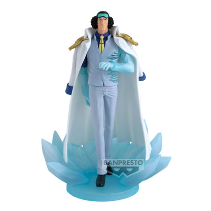 Figura de Kuzan de One Piece con efecto de hielo azul