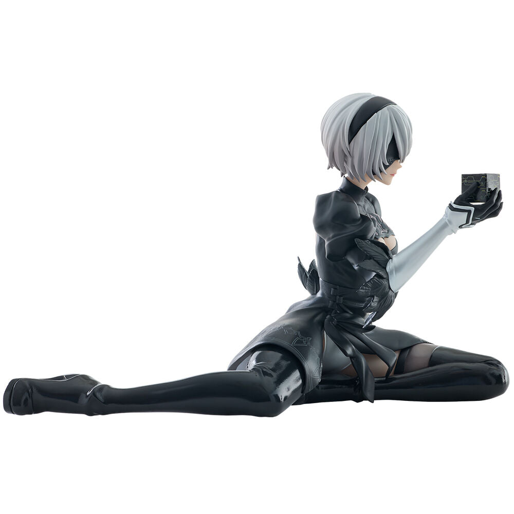 Figura BANPRESTO de 2B de Nier: Automata en pose arrodillada - 2