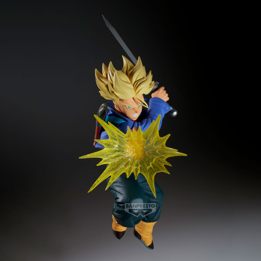 Figura de Trunks de Dragon Ball Z con espada y efecto de energía amarillo - 3
