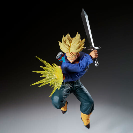 Figura de Trunks de Dragon Ball Z con espada y efecto de energía amarillo - 4
