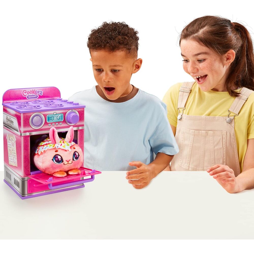Horno Cookeez Makery rosa con peluche interactivo de conejito y accesorios - 3