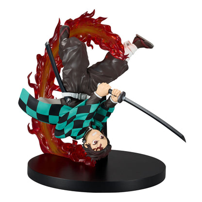 Figura de Tanjiro Kamado Vibration Stars con katana y efecto rojo