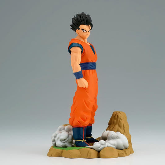 Figura de Son Gohan de Dragon Ball Z con base rocosa y nubes - 4