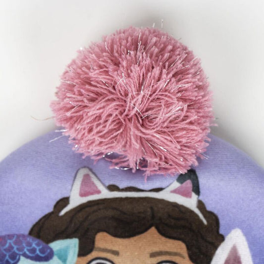 Set rosa de gorro con pompón y guantes de La Casa de Muñecas de Gabby - 5