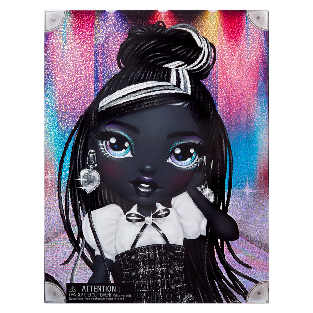 Muñeca Shanelle Onyx de Shadow High con vestido blanco y negro - 8