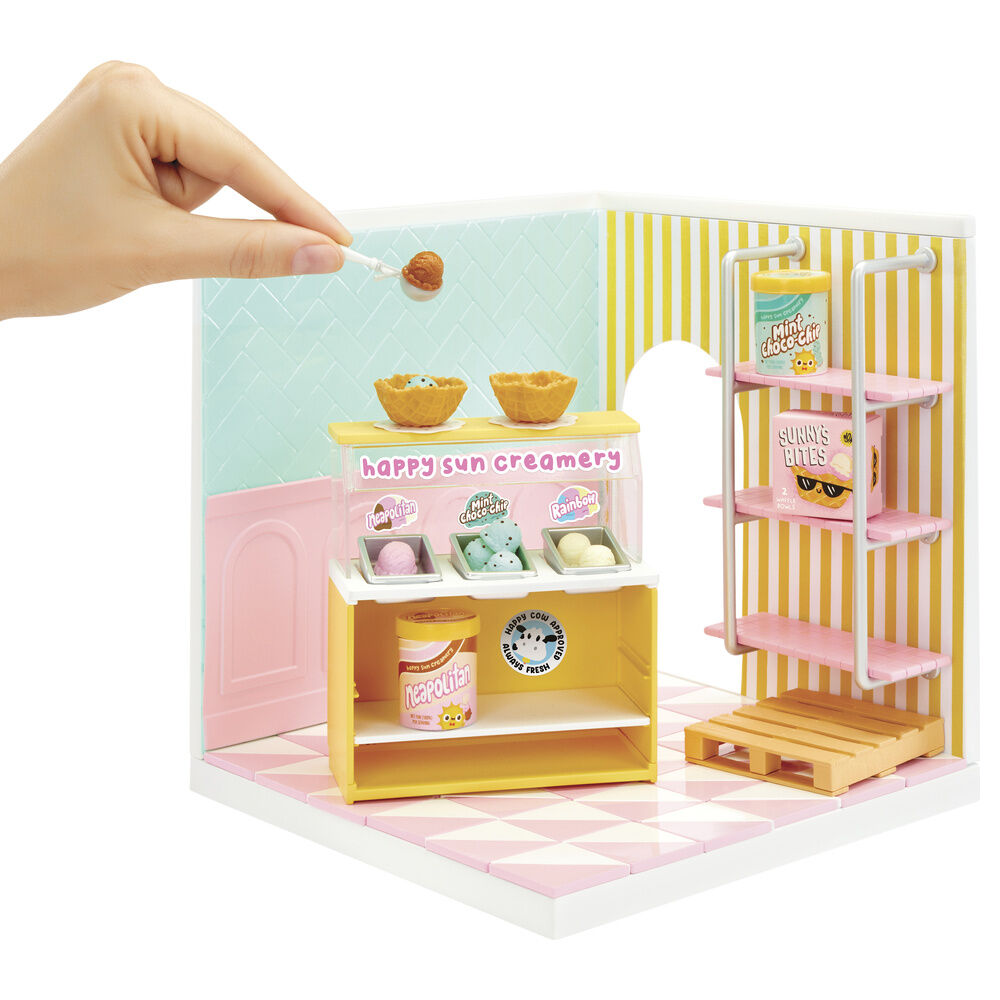 Playset MGA Miniverse Make It Mini Spaces con temática de heladería - 9