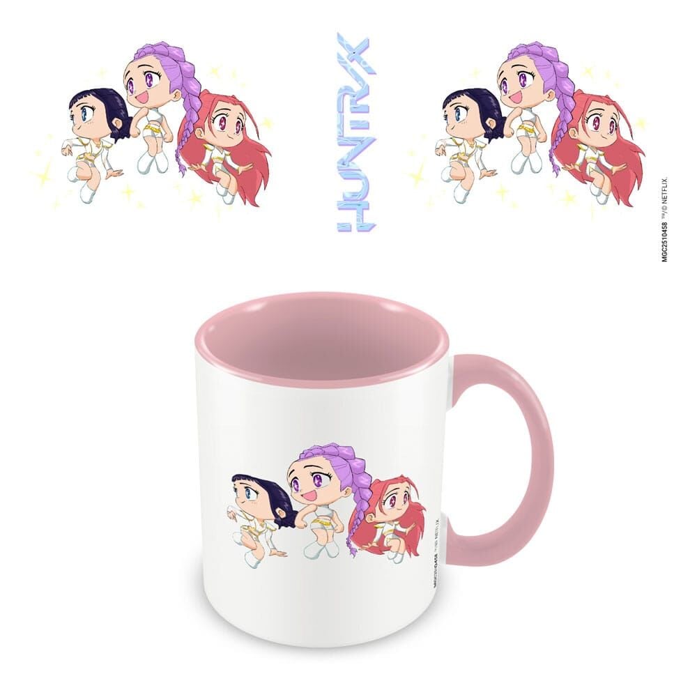 Taza blanca KPop Demon Hunters con guerreras K-pop chibi, asa rosa