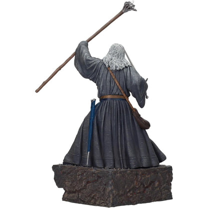 Figura de Gandalf en Moria con bastón y espada - 5