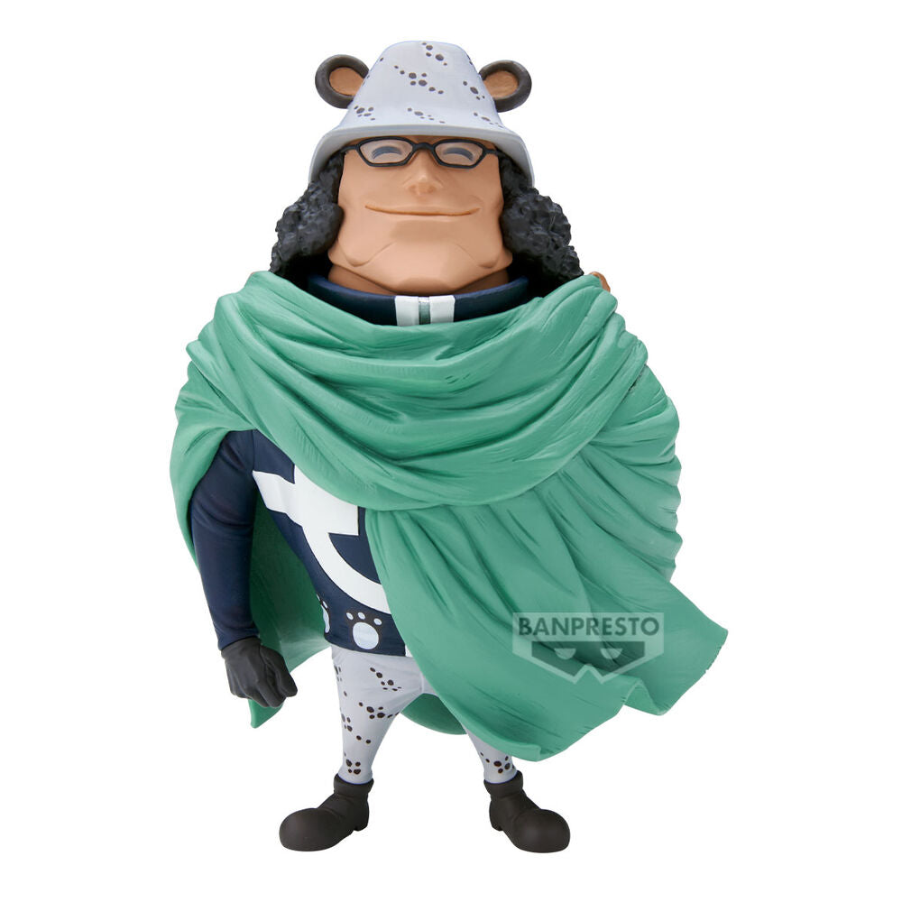 Figura de Bartholomew Kuma de One Piece con capa verde