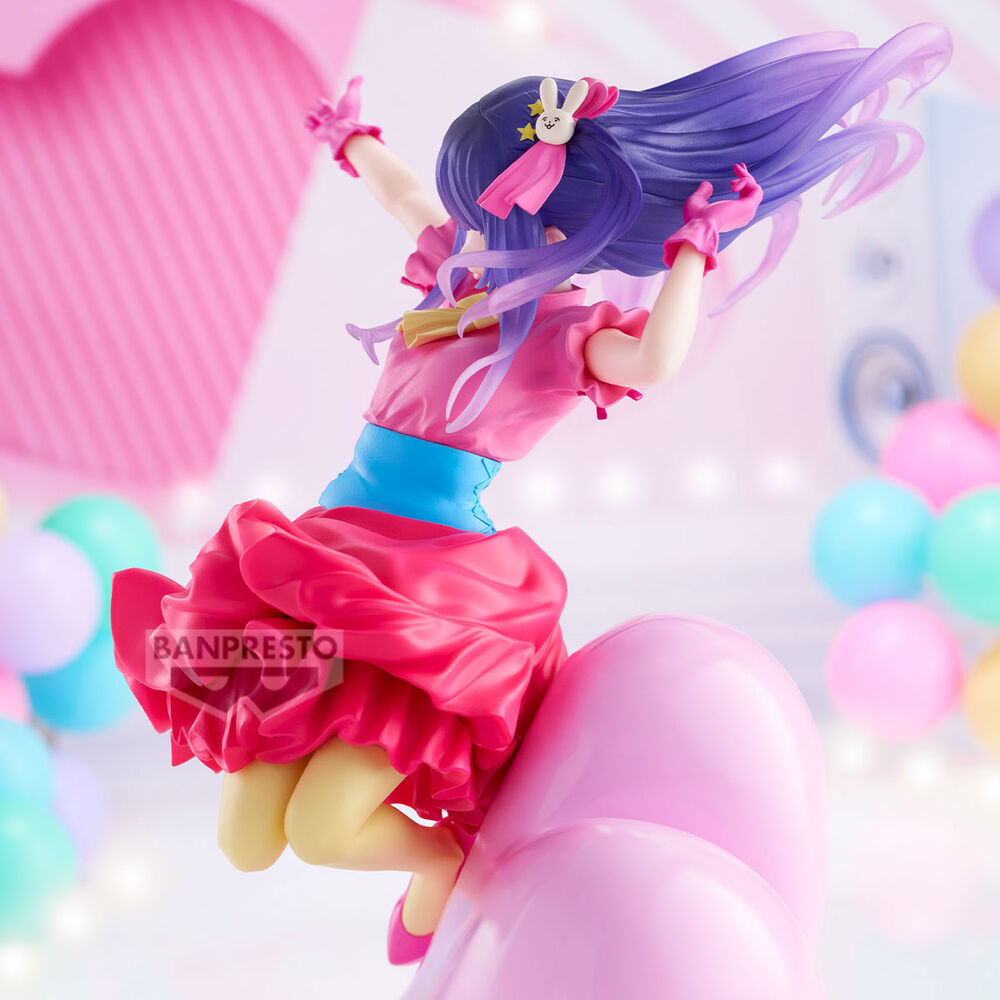 Figura de Ai de Oshi No Ko sobre una base de corazón rosa - 4