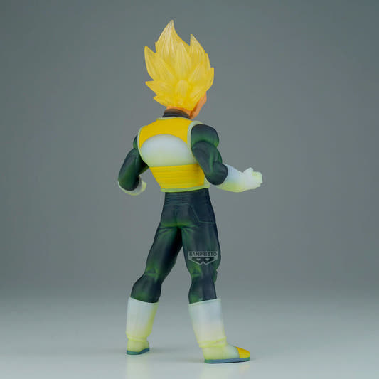 Figura de Vegeta Clearise de Banpresto con armadura y cabello dorado - 4