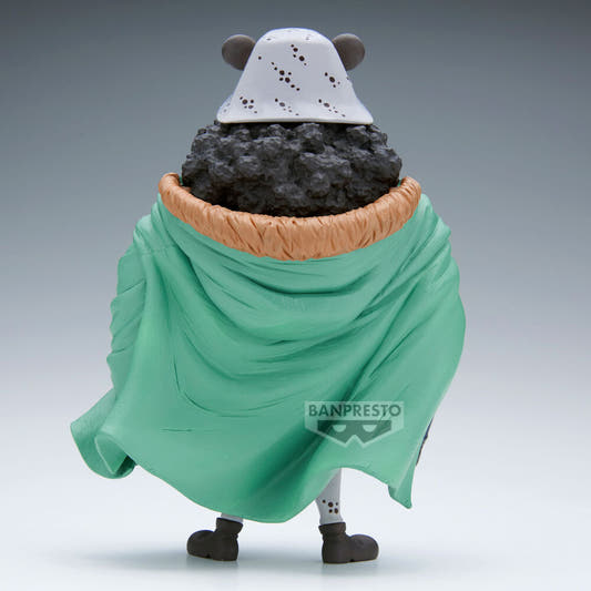 Figura de Bartholomew Kuma de One Piece con capa verde - 5