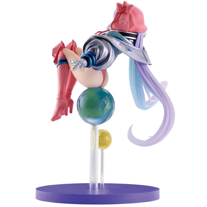 Figura Ichibansho Moon Cancer BB Cosmos de Fate/Grand Order sobre base morada - 2