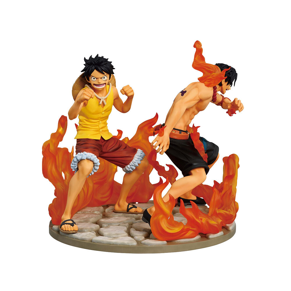 Figura Ichibansho de Ace y Luffy de One Piece rodeados de llamas - 2