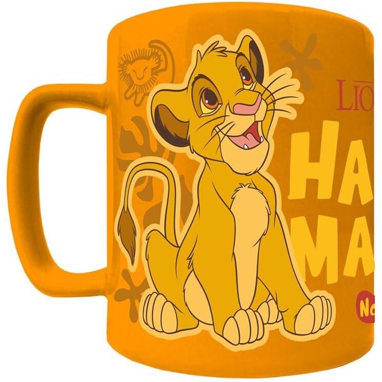 Taza de cerámica de El Rey León con funda de peluche amarilla y diseño de Simba - 3