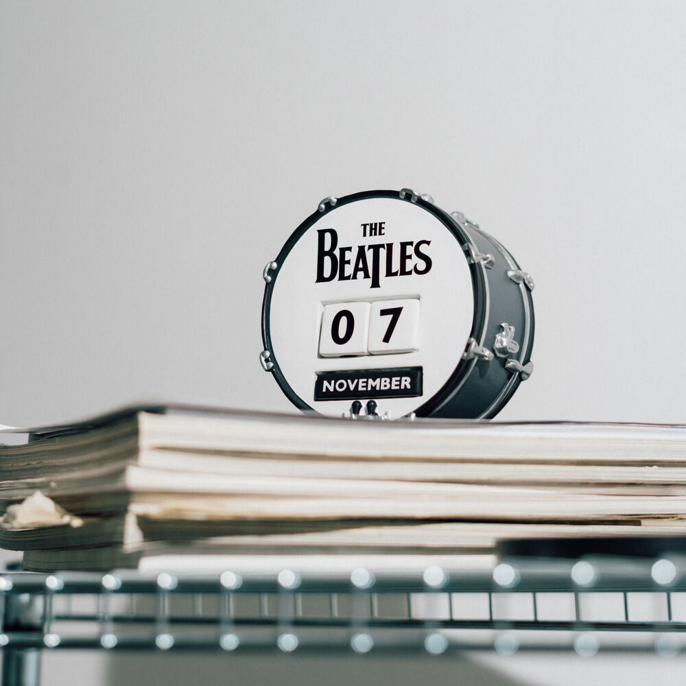 Calendario perpetuo 3D de The Beatles con diseño de batería - 8