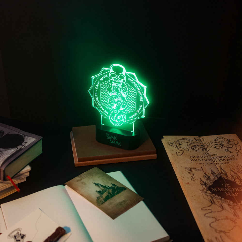Lámpara LED Harry Potter con calavera iluminada en verde - 9