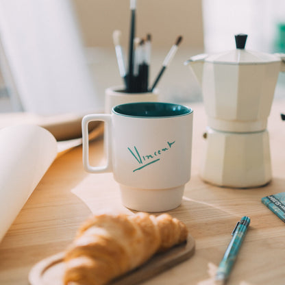 Taza de cerámica ERIK Van Gogh Museum con paisaje e interior verde - 7