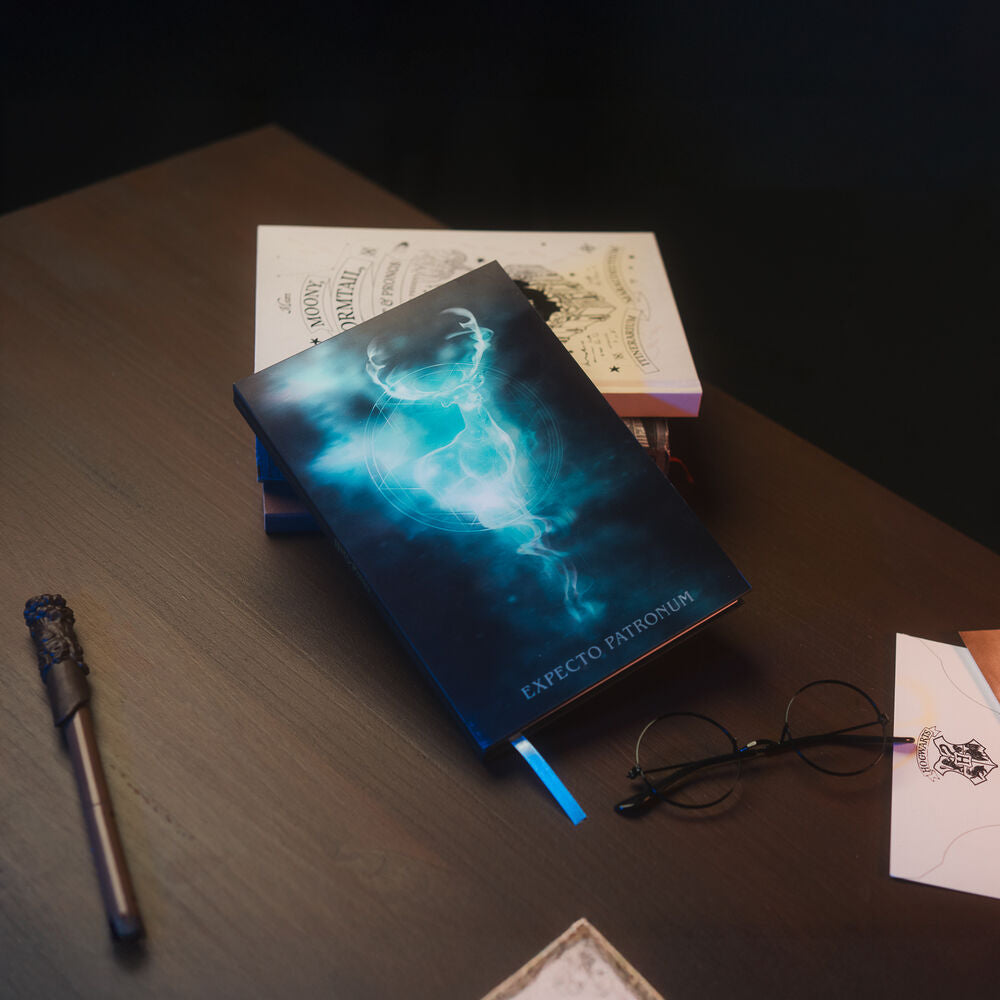 Cuaderno A5 Harry Potter con portada lenticular de un ciervo luminoso - 5