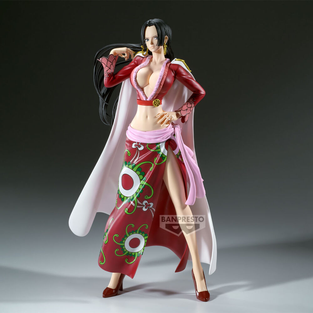 Figura Banpresto Grandista de Boa Hancock con vestido rojo y capa clara - 2
