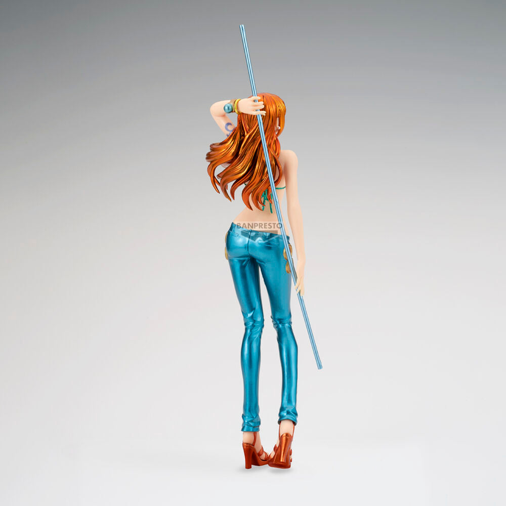 Figura de Nami de One Piece Glitter & Glamorous con bastón - 4