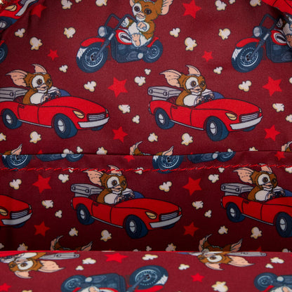 Mochila Loungefly de Gizmo de Gremlins con coche rojo - 5