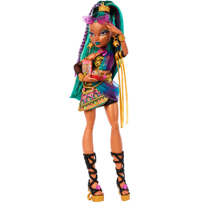 Muñeca Nefera De Nile de Monster High con accesorios y escarabajo Lavish - 3