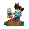 Figura Ichibansho de Son Goku y Krillin sobre una base decorada