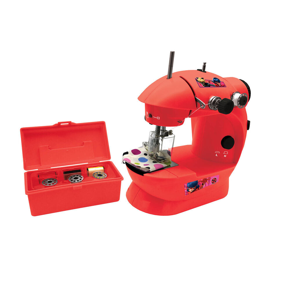 Máquina de coser de juguete roja de Ladybug con estuche y piezas de costura