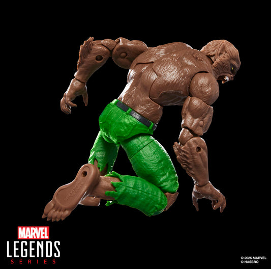 Figura articulada Werewolf By Night Marvel Legends con pelaje marrón y pantalón verde - 9
