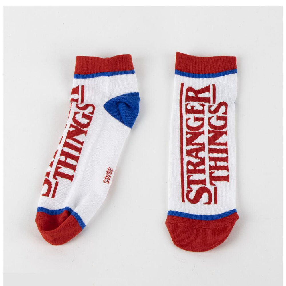 Set de dos pares de calcetines tobilleros Stranger Things en blanco y negro - 2