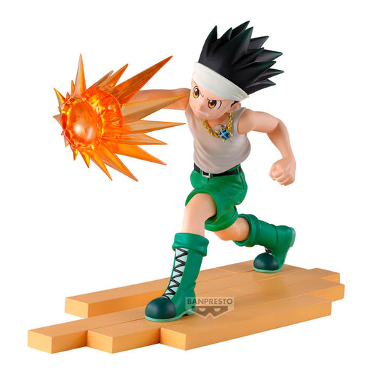 Figura de Gon de Hunter x Hunter en pose de acción sobre base naranja