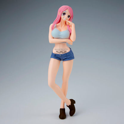Figura de Jewelry Bonney de One Piece con cabello rosa y ropa azul - 2