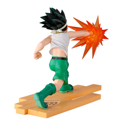 Figura de Gon de Hunter x Hunter en pose de acción sobre base naranja - 4