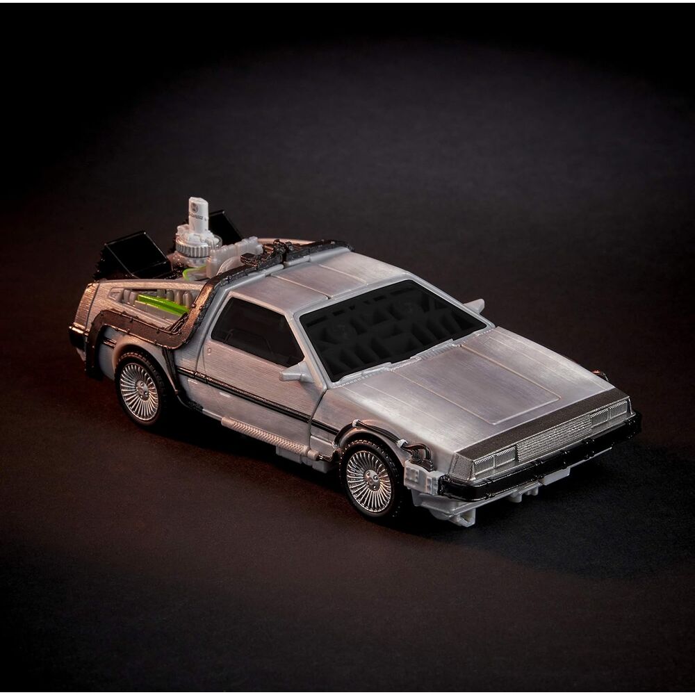 Figura Transformers Gigawatt con diseño de DMC DeLorean plateado - 6