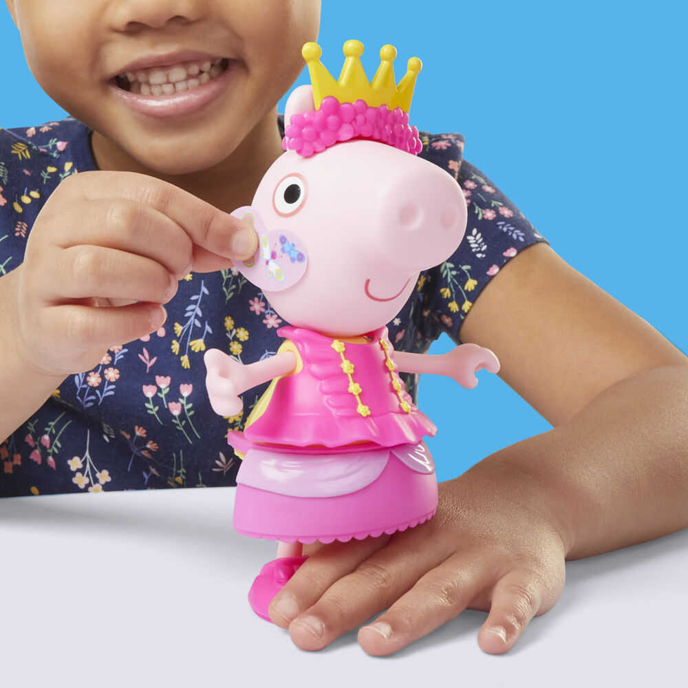 El armario de Peppa Pig con figura, accesorios y estuche rosa - 3