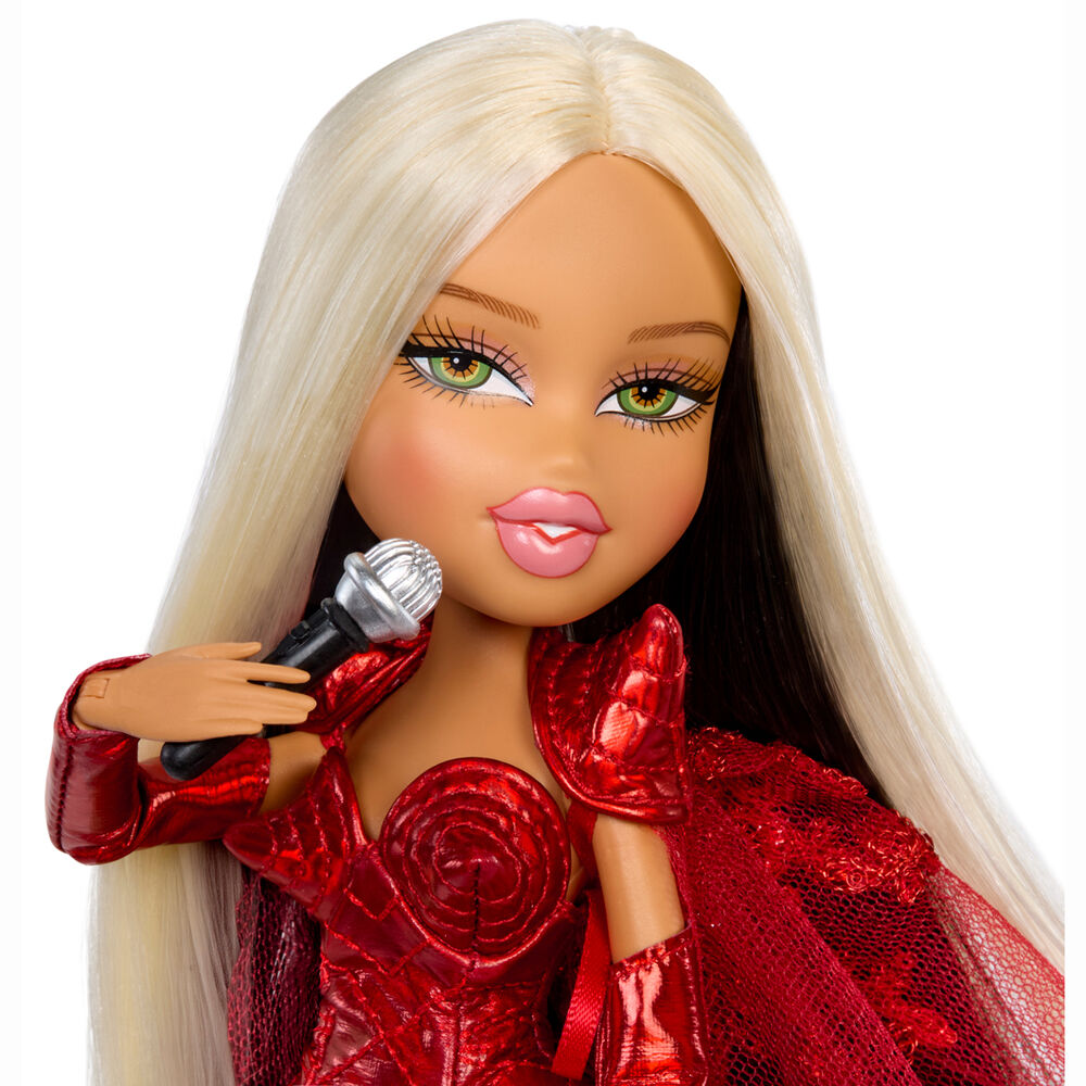 Muñeca Lola Índigo Bratz de MGA con estilismo rojo y capa decorada - 10