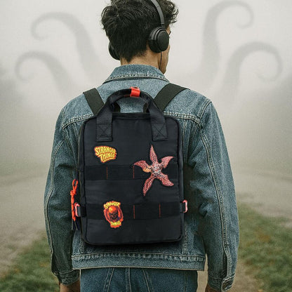 Mochila negra Stranger Things de Cerdá con detalles rojos - 4