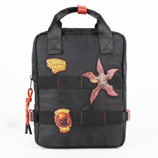Mochila negra Stranger Things de Cerdá con detalles rojos - 2