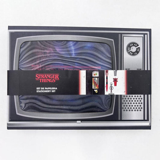 Set de papelería Stranger Things CERDÁ en caja ilustrada - 3