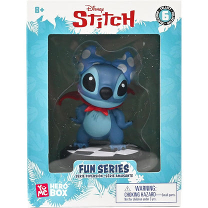 Figura de Stitch Disney con capa roja y lazo azul de lunares - 2