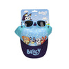 Set Bluey de gorra azul y gafas de sol