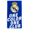 Toalla azul del Real Madrid de algodón con escudo y mensaje One Color One Club
