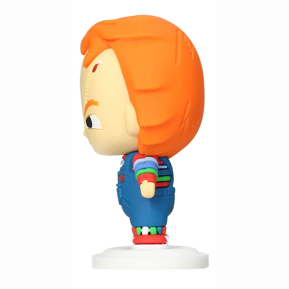 Figura Pokis de Chucky de 7 cm con cuchillo sobre base blanca - 2